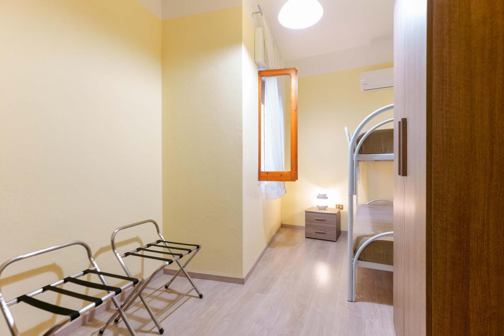 Montellinos Suite Tortora SantʼAntìoco Exteriör bild
